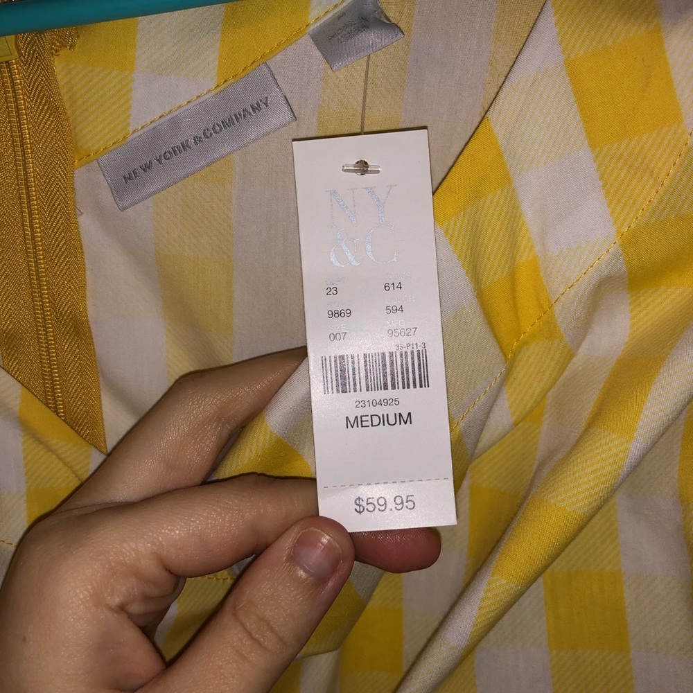 Dress - Picture 3 of 3